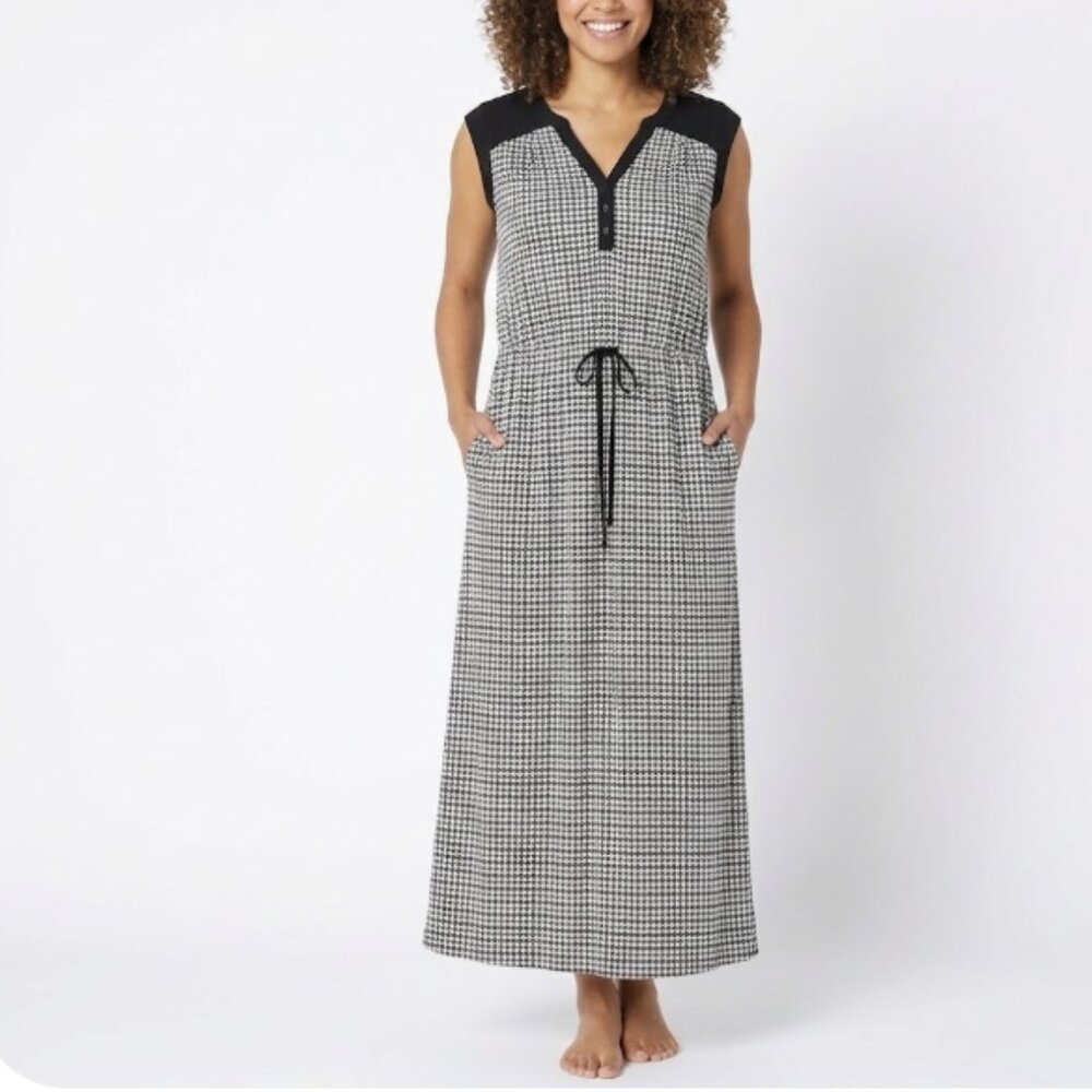 En Focus Maxi Dress size 18W Black White Geometric Stretch Belted Vacation